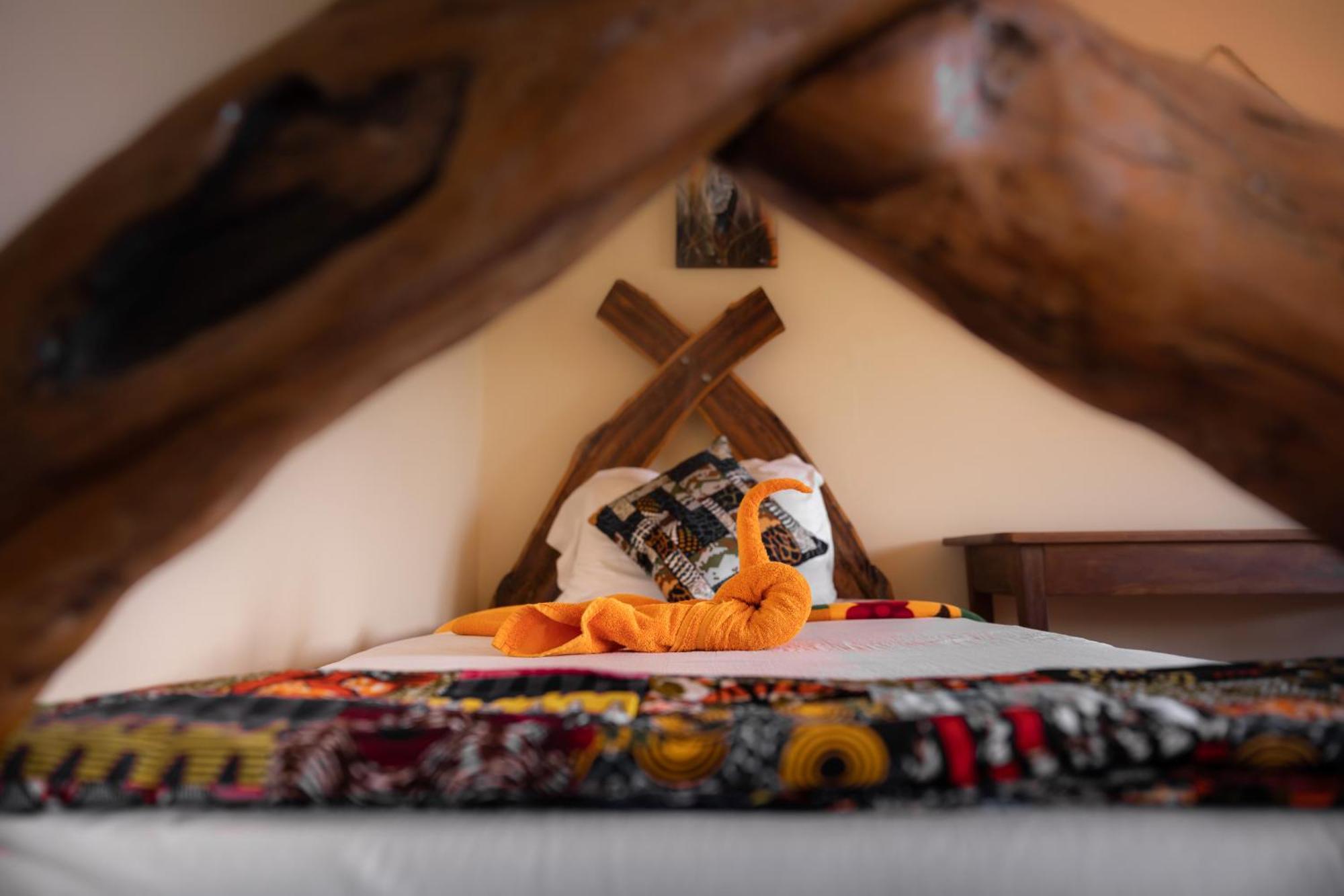 Lake Natron Maasai Giraffe Eco Lodge And Camping Mtowabaga المظهر الخارجي الصورة