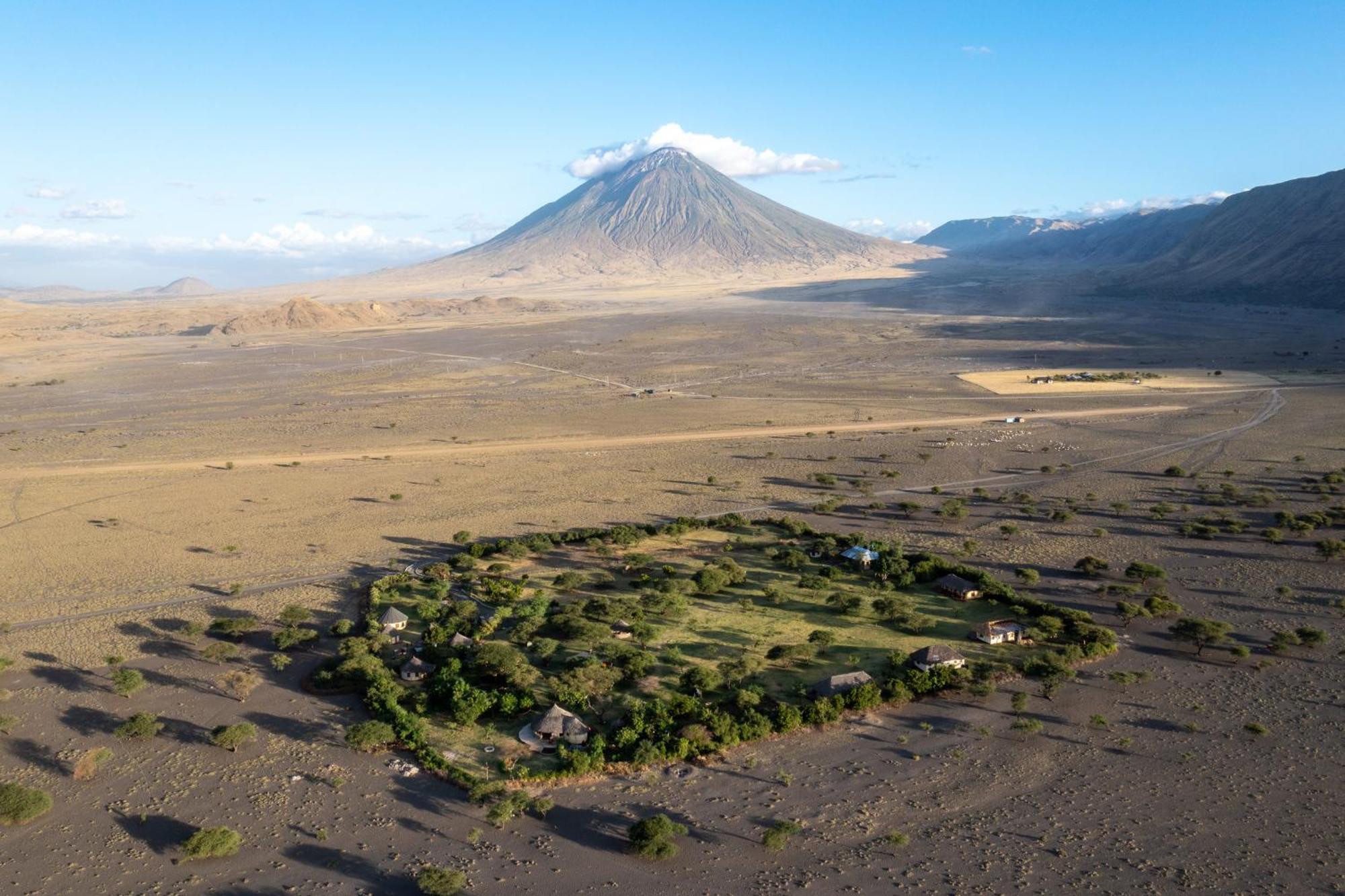 Lake Natron Maasai Giraffe Eco Lodge And Camping Mtowabaga المظهر الخارجي الصورة